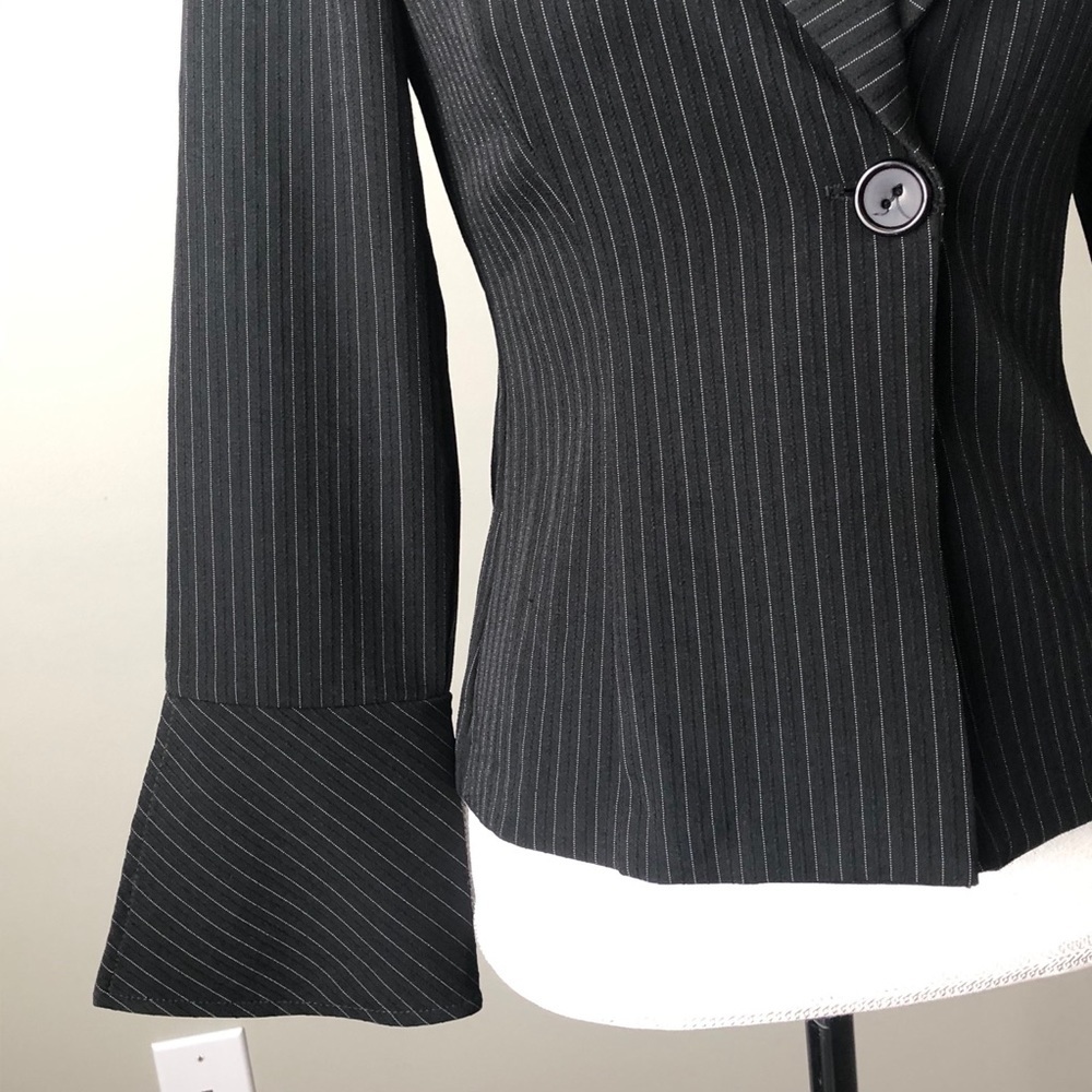 BYER TOO! | Black Pinstriped Bell Sleeve Blazer - Picture 3 of 6